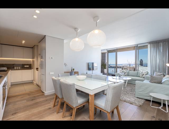 2 BEDROOM APARTMENT TO LET IN WATERFRONT